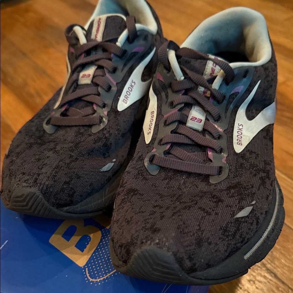 Brooks Ghost 17 Running Shoes Size 8